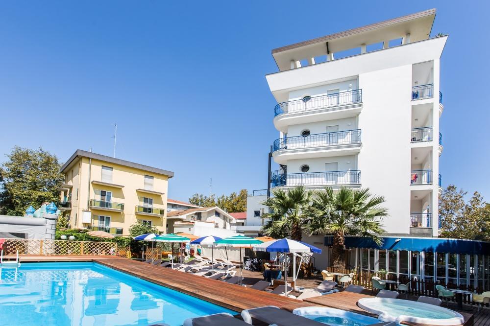 Hotel Lido Europa Річчоне Екстер'єр фото